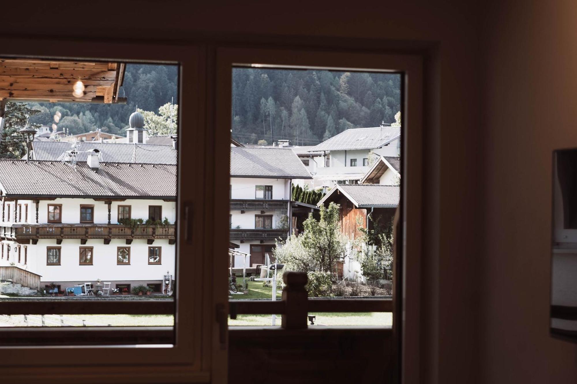 Lebe'Schlitters - Das Ferienapartmenthaus Im Zillertal 外观 照片